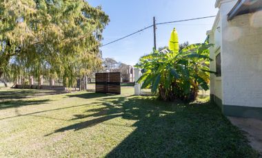 Casa con salida al río en Arroyo Leyes | Venta