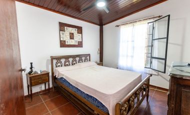 Casa con salida al río en Arroyo Leyes | Venta