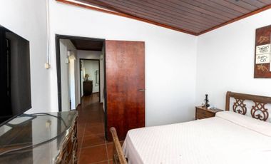 Casa con salida al río en Arroyo Leyes | Venta