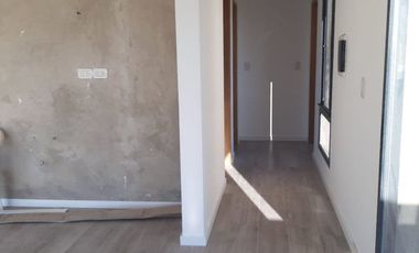 VENTA CASA EN BARRIO PORTAL DEL LEYES/CONSTRUCCION
