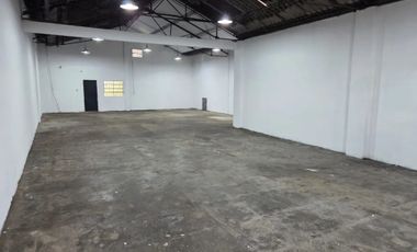 Alquiler deposito- local coercial  en berazategui