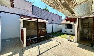VENTA CASA 3 AMBIENTES CON JARDIN QUILMES
