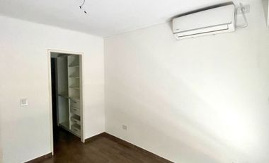 VENTA DEPTO 3 AMB AL  FRENTE CON  BALCON QUILMES
