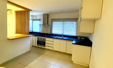 VENTA DEPTO 3 AMB AL  FRENTE CON  BALCON QUILMES