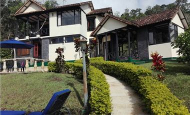 MAAT vende Finca Villeta.