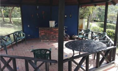 MAAT vende Finca Villeta.