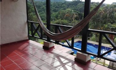 MAAT vende Finca Villeta.