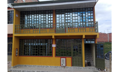 MAAT Vende Casa en barrio Villa Real, Guaduas 128m2 $300 Millones