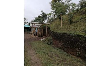 MAAT Vende finca en vereda San Isidro-Villeta 29.460m2 $250Millones