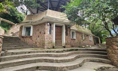 VENTA GRAN PROPIEDAD MULTIPROPOSITO CUESTA BLANCA