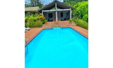 MAAT vende Casa Campestre, Guaduas- La Cumbre 1.200m2 $730Millones