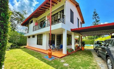 MAAT vende Casa Campestre, Guaduas-El Vallado, 463m2 $980Millones