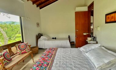 MAAT vende Casa Campestre, Guaduas-El Vallado, 463m2 $980Millones