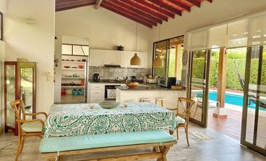 MAAT vende Casa Campestre, Guaduas-El Vallado, 463m2 $980Millones
