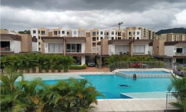 MAAT vende hermosa Casa en Condominio-Villeta 216m2, $650Millones