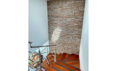 MAAT vende hermosa Casa en Condominio-Villeta 216m2, $650Millones