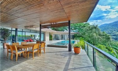 MAAT Vende Casa campestre-Villeta 4.810m2 $2.800Millones