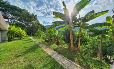 MAAT Vende Casa campestre-Villeta 4.810m2 $2.800Millones