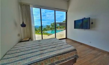 MAAT Vende Casa campestre-Villeta 4.810m2 $2.800Millones