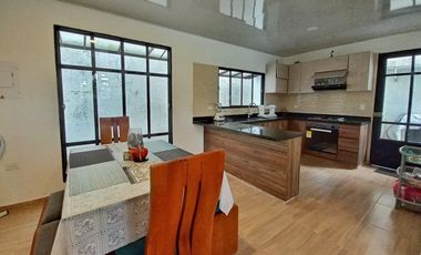 MAAT vende Casa campestre-Villeta 640m2 $950Millones
