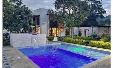 MAAT vende Casa campestre-Villeta 640m2 $950Millones