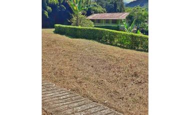 MAAT vende finca  - La Vega 7.000m2 $990Millones