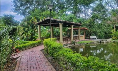 MAAT vende casa condominio - Villeta 2.480m2 $1.750Millones