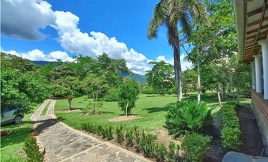 MAAT vende Finca campestre, Villeta 12.000m2, $1.800millones