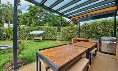 MAAT Vende Casa en Condominio-Villeta 540m2 $850Millones
