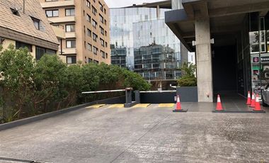 Estacionamiento en Arriendo en Los Dominicos