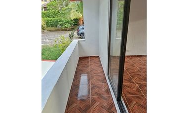 MAAT vende Casa cojunto campestre-Villeta 3.058m2 $1.300Millones