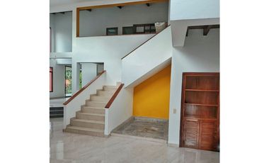 MAAT vende Casa cojunto campestre-Villeta 3.058m2 $1.300Millones