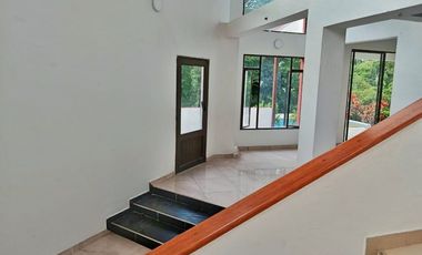 MAAT vende Casa cojunto campestre-Villeta 3.058m2 $1.300Millones