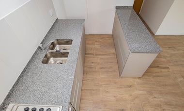 ALQUILER DEPTO 2 AMB EN CASEROS CENTRO