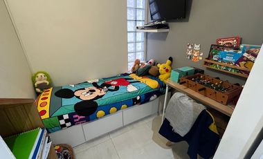 VENTA DEPTO 2 AMB + DEPENDENCIA PERMUTA CASEROS