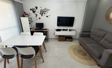 VENTA DEPTO 2 AMB + DEPENDENCIA PERMUTA CASEROS
