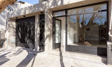 VENTA LOCAL A ESTRENAR EN CASEROS CENTRO FINANCIA