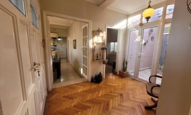 VENTA CASA CON DEPARTAMENTO Y QUINCHO