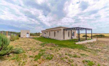 Casa moderna en venta en La Huella!!