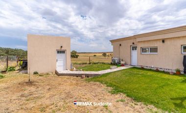Casa moderna en venta en La Huella!!