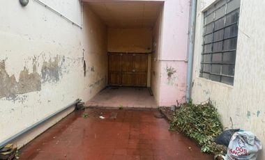CASA EN VENTA EN 9 DE JULIO CON PILETA