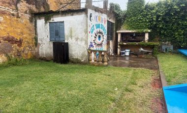 CASA EN VENTA EN 9 DE JULIO CON PILETA