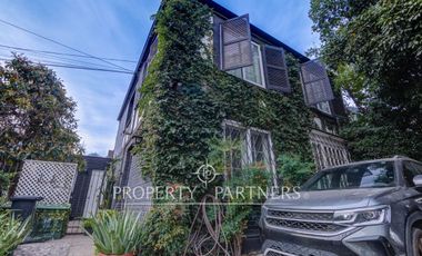 Casa Inglesa en venta a pasos de plaza Inés de Suárez
