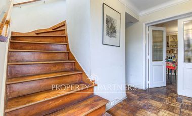 Casa Inglesa en venta a pasos de plaza Inés de Suárez