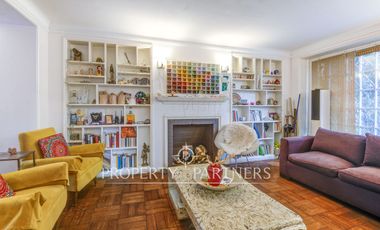 Casa Inglesa en venta a pasos de plaza Inés de Suárez