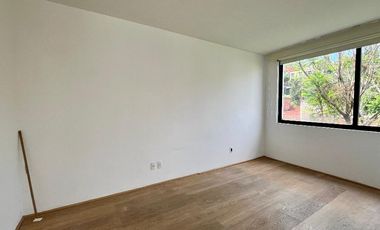 Casa en Renta - Privada en Parques de la Herradura