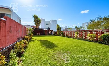 Terreno en renta en Jardínes de Mocambo para uso comercial