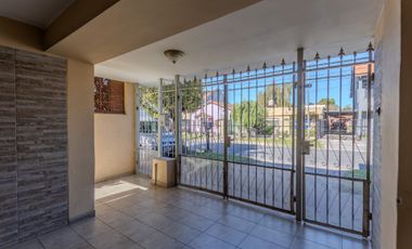 VENTA 5 AMB COCHERA QUINCHO PARQUE en R. CALZADA