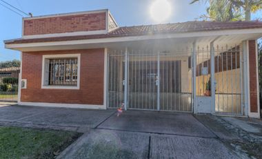 VENTA 5 AMB COCHERA QUINCHO PARQUE en R. CALZADA