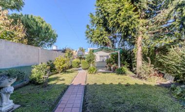 VENTA 5 AMB COCHERA QUINCHO PARQUE en R. CALZADA